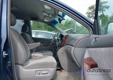 2005 Toyota Sienna Xle из США, поврежденный, VIN 5TDZA22CX5S257985